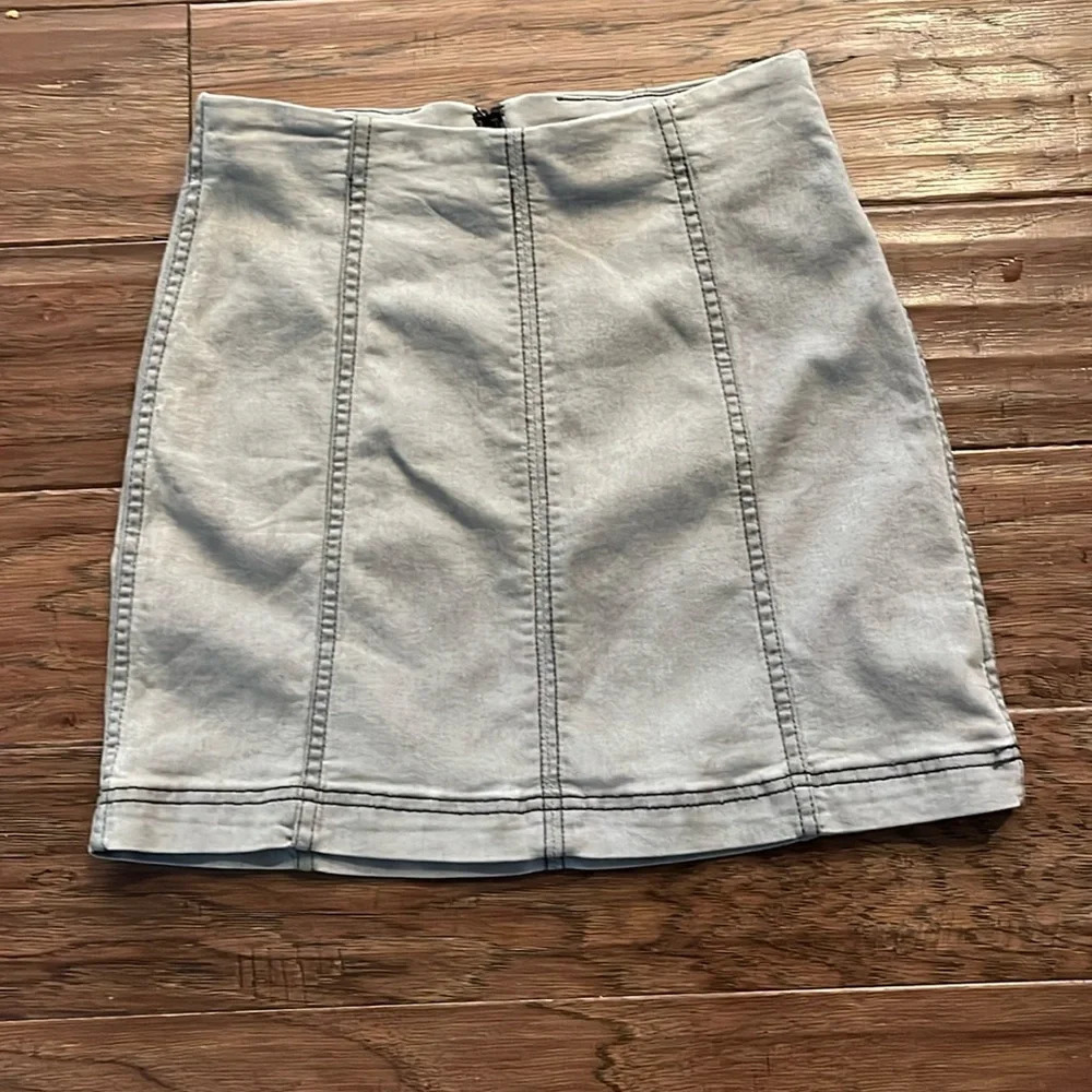 Free People Modern Femme Light Pale Gray Fitted Denim Mini  Size 0